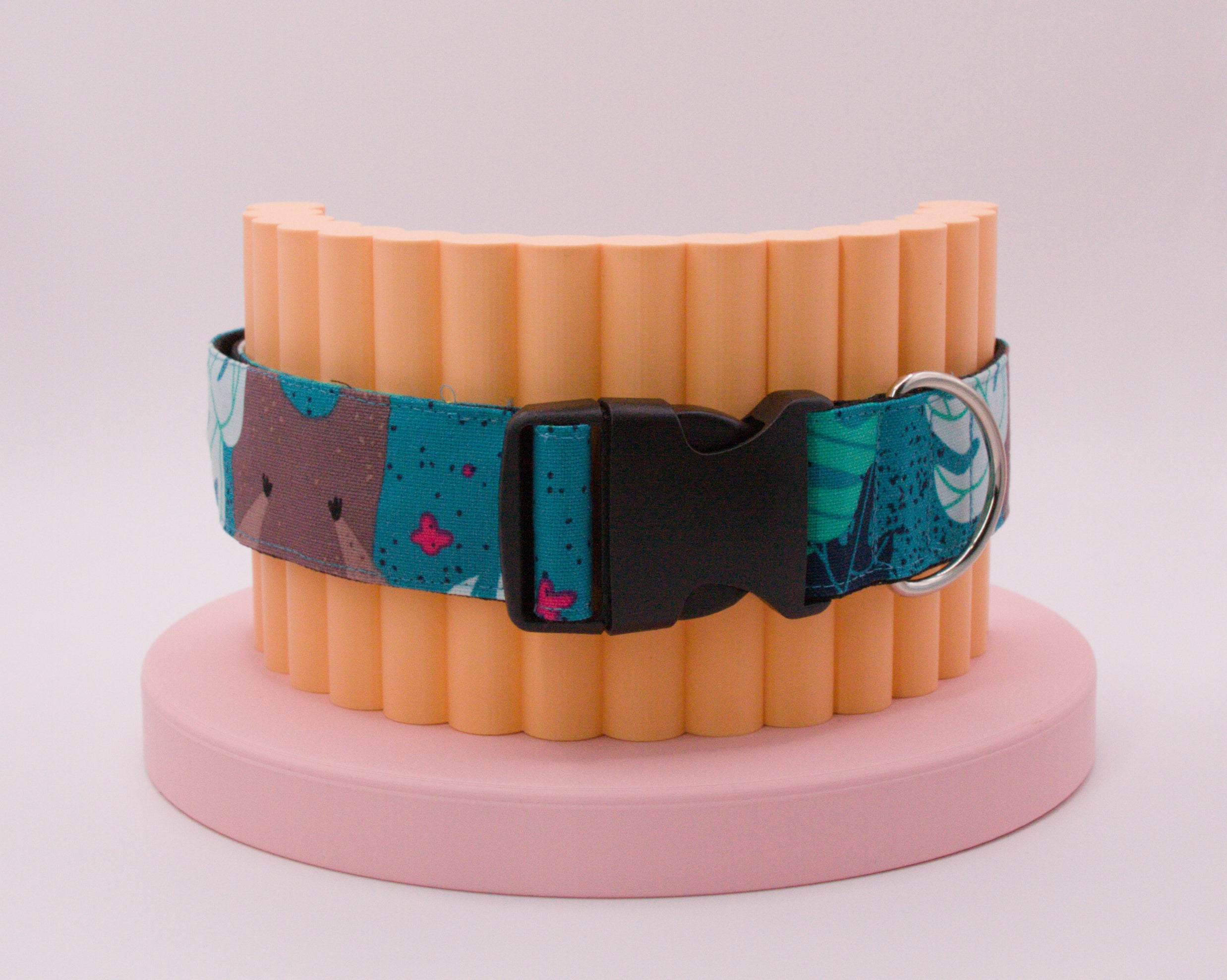 This Dog Collar