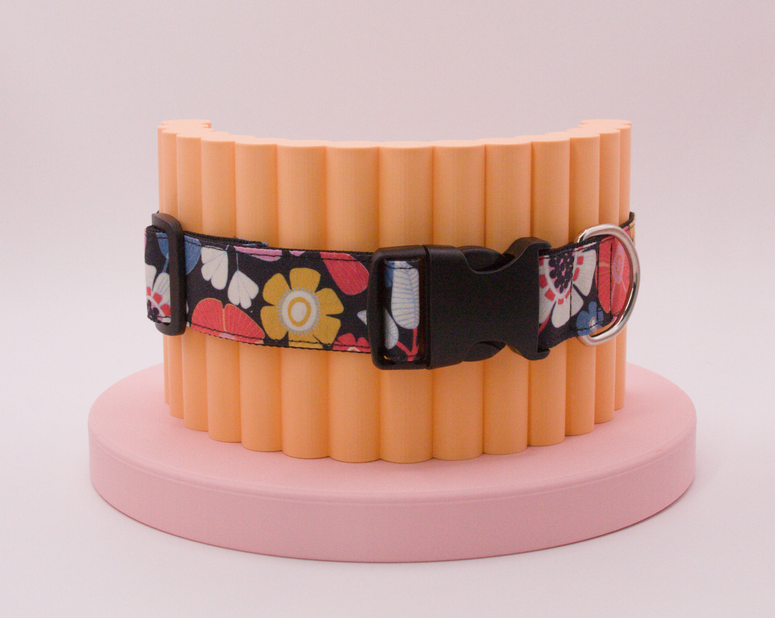 This Dog Collar
