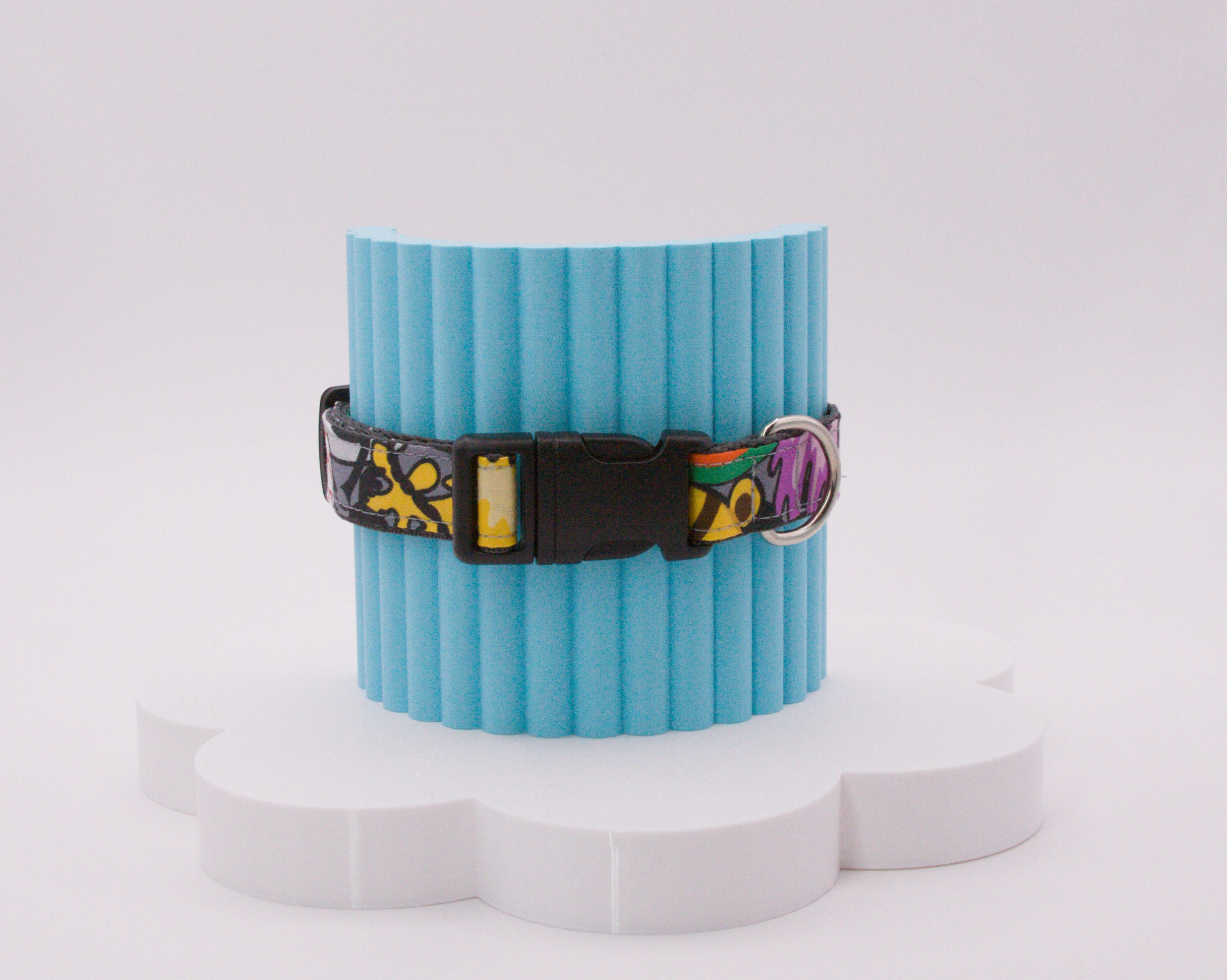 This Dog Collar