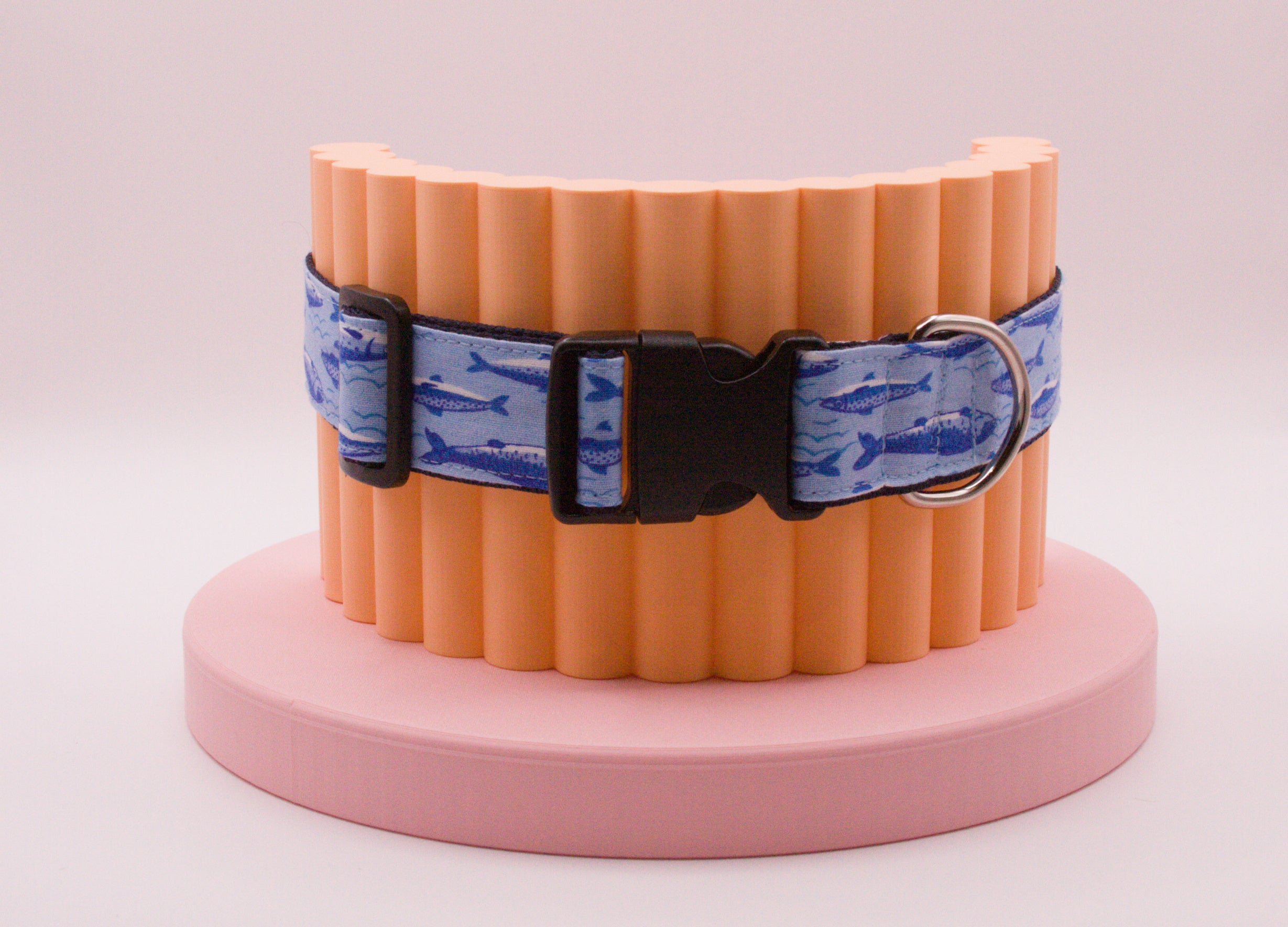This Dog Collar