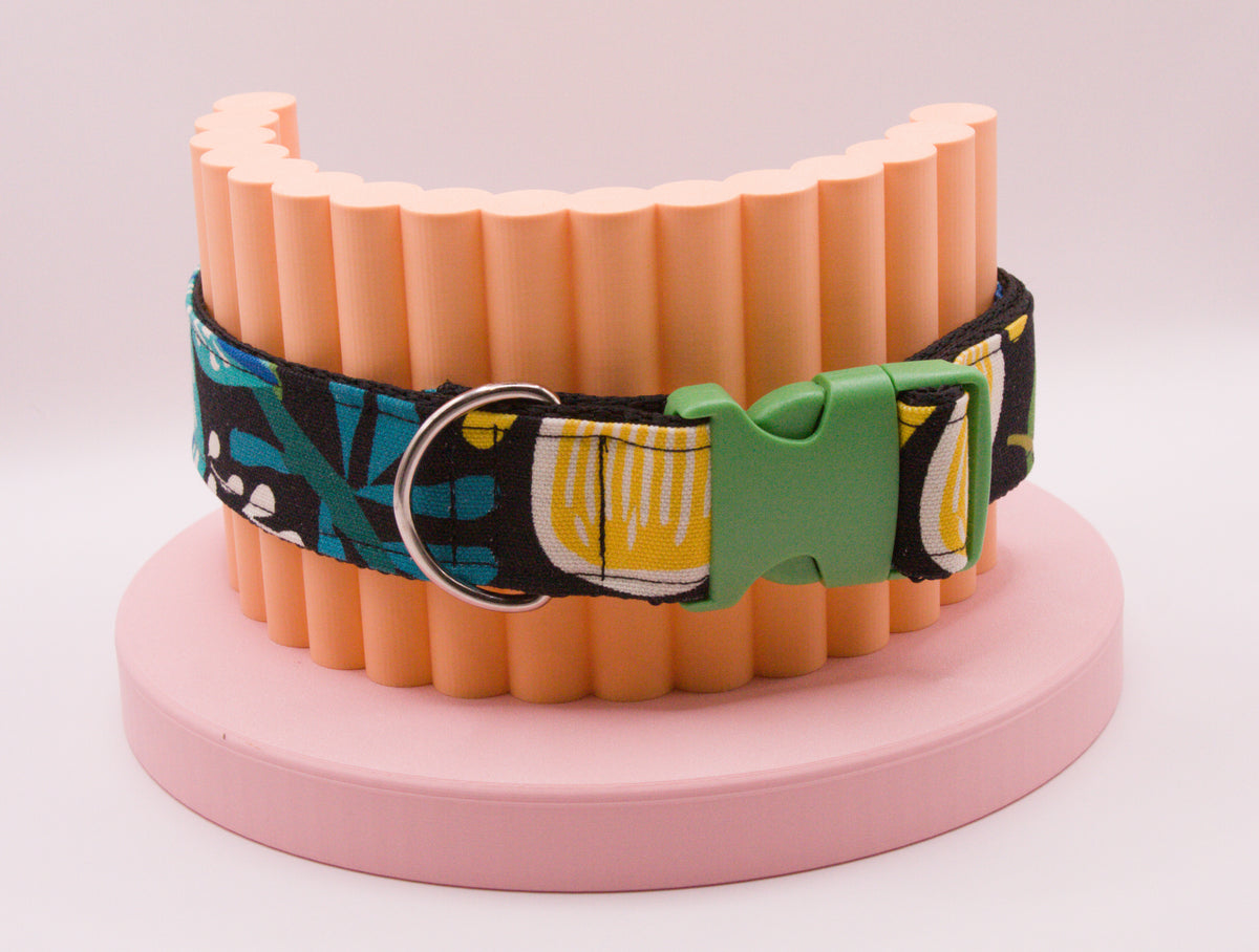 This Dog Collar